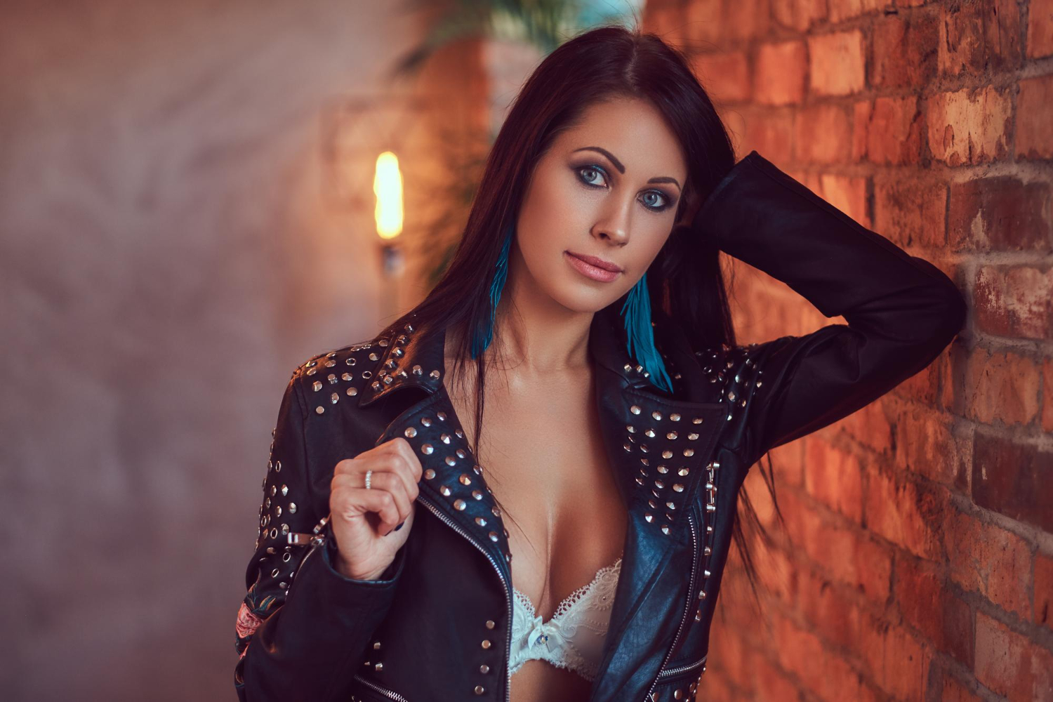 Ankara Escort Dünyasının Zarif ve Şehvetli Escortu Figen